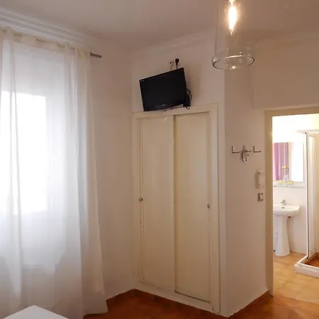 Pensjonat Arias 2*